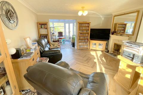 3 bedroom detached house for sale, Grantham Crescent, Ipswich