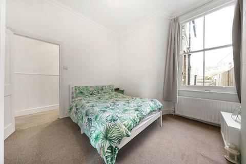 2 bedroom flat to rent, Rudloe Road, Balham, London, SW12