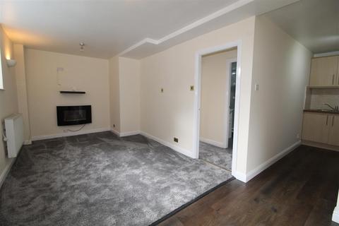 1 bedroom apartment to rent, Dickin Royd, Ripponden