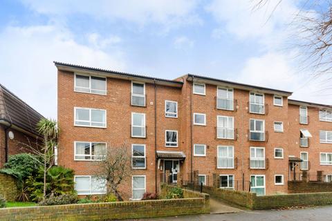 2 bedroom flat to rent, Berrylands, Surbiton, KT5