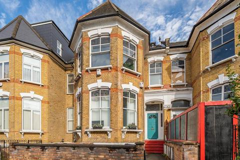 Flat 4, 163 Osbaldeston Road, London, N16 6ND