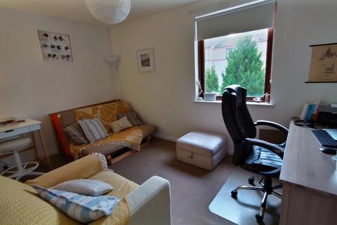 2 bedroom flat to rent, Dorset Place, Edinburgh EH11