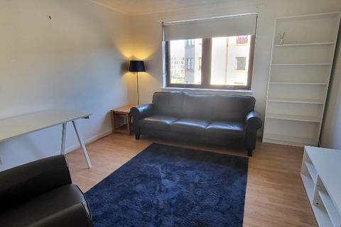 2 bedroom flat to rent, Dorset Place, Edinburgh EH11