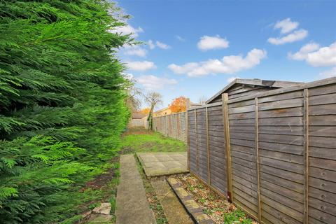 2 bedroom terraced house for sale, Harborough Road, Rushden NN10