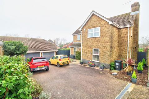 4 bedroom detached house for sale, Chiltern Close, Eastbourne BN23