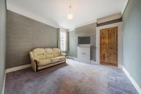 3 bedroom maisonette for sale, Quinton Street, Earlsfield