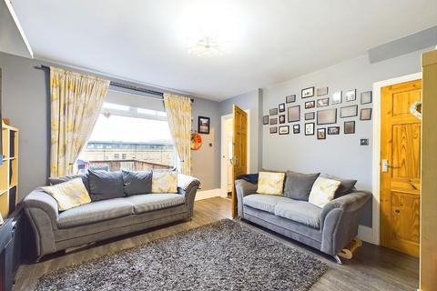 3 bedroom terraced house for sale, Ayrton Crescent, Bingley