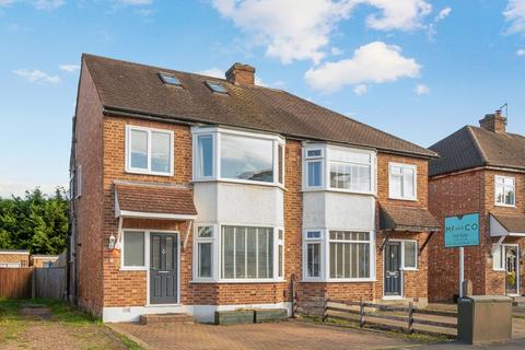 4 bedroom semi-detached house for sale, Braycourt Avenue, Walton-on-Thames, KT12