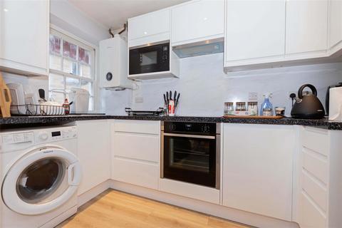 1 bedroom flat for sale, Field Row, Worthing