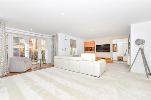 undefined, Avion Gardens, Kings Hill, West Malling, Kent
