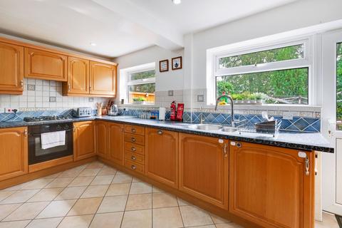 undefined, Oaktree Way 13