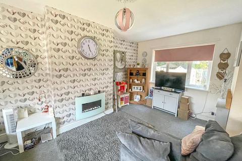 3 bedroom semi-detached house for sale, Walton Grove, Grimsby, DN33