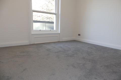 2 bedroom flat to rent, Mount Pleasant Avenue, Tunbridge Wells, TN1