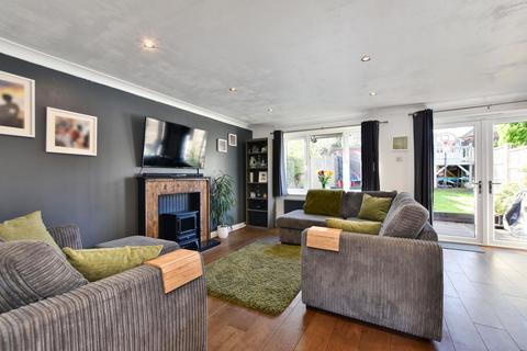 3 bedroom terraced house for sale, Jacketts Field, Abbots Langley, WD5