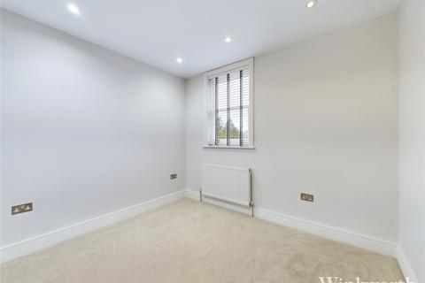 2 bedroom apartment to rent, Tring Avenue, London, W5