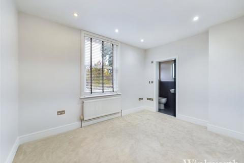 2 bedroom apartment to rent, Tring Avenue, London, W5