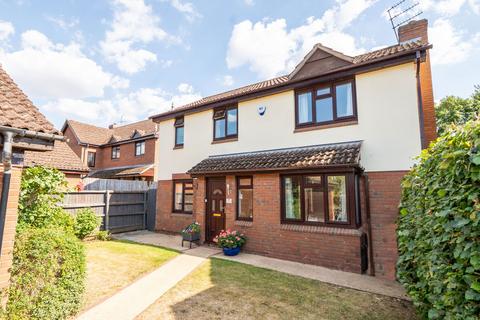 4 bedroom detached house for sale, Briar Walk, Cheltenham GL52