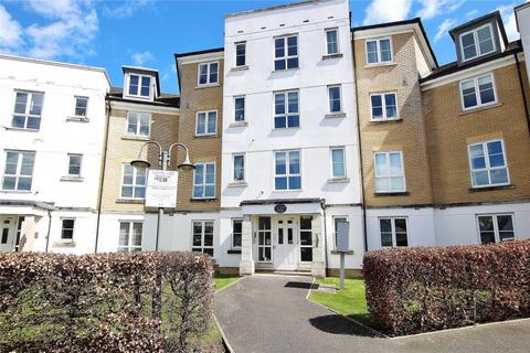 2 bedroom flat to rent, Tudor Way, Woking GU21