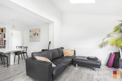 Flat 4, 98 Mill Lane, Cheshunt, Waltham Cross, EN8 0JT