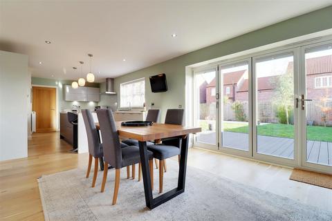 4 bedroom detached house for sale, Shaw Avenue, Welton