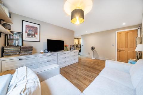 1 bedroom flat for sale, Wandsworth Road, Clapham