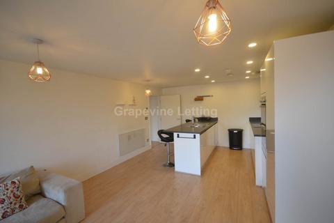 2 bedroom flat to rent, Bedford Road, London