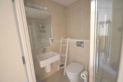 2 bedroom flat to rent, Bedford Road, London