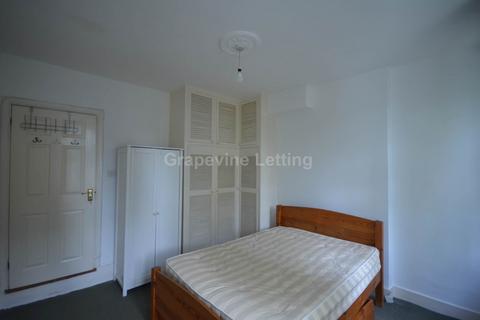 1 bedroom flat to rent, Stockwell Road, London