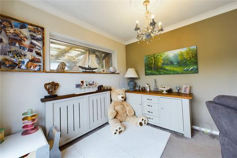 8 Crocket Close, Northampton, NN2 7LL