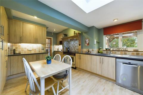 8 Crocket Close, Northampton, NN2 7LL