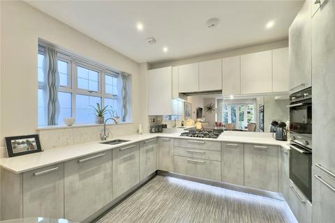 2 bedroom apartment for sale, Station Road, Beaconsfield, Buckinghamshire, HP9