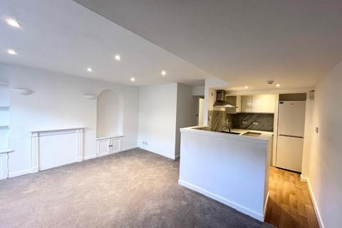 1 bedroom flat to rent, Bedford Square, Brighton BN1