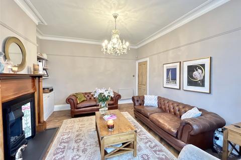 8 Dryden Road, Gateshead, NE9 5HQ