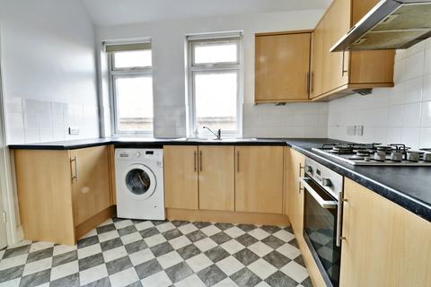 1 bedroom apartment to rent, Royden, Bromley BR2