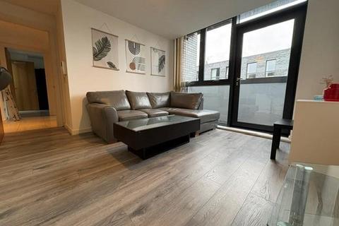 2 bedroom apartment to rent, Potato Wharf, Manchester