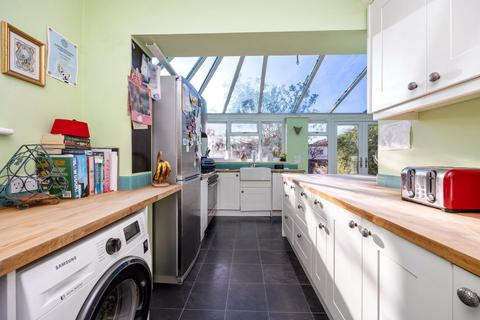 3 bedroom end of terrace house for sale, Deacons Drive, Brighton BN41