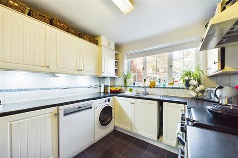 4 bedroom detached house for sale, Stockbridge Close, Chineham, Basingstoke, Hampshire, RG24