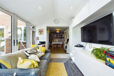 30 Stockbridge Close, Chineham, Basingstoke, RG24 8WS