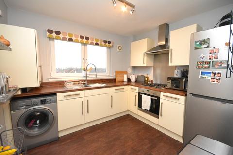 2 bedroom flat for sale, Crookston Court, Larbert, Stirlingshire, FK5 4XE