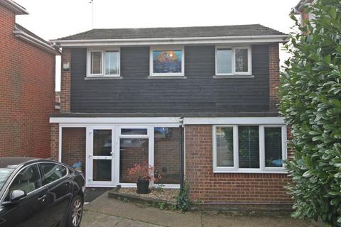 4 bedroom detached house for sale, Obelisk Road, Southampton