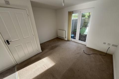 2 bedroom house to rent, Maes Pedr, Johnstown, Carmarthen