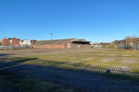 Warehouse to rent, Former Lookers Site, Hawkins Road, Colchester, Essex, CO2