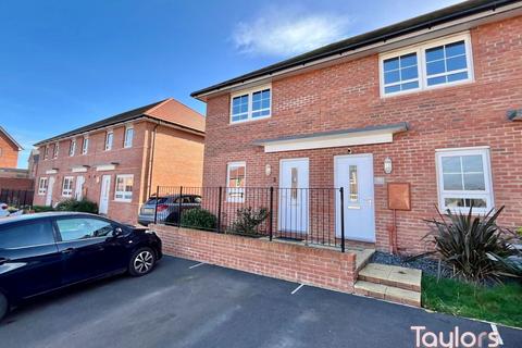 2 bedroom terraced house for sale, Junpier Close, Paignton