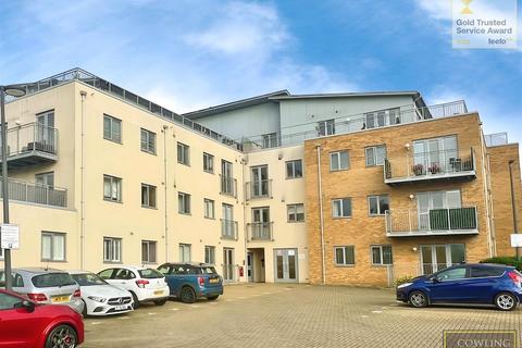 2 bedroom apartment to rent, Golden Jubilee Way, Wickford