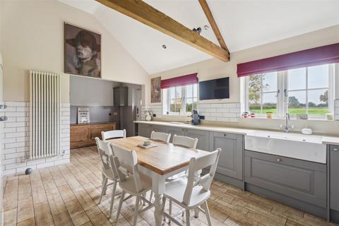 4 bedroom link detached house for sale, Whaddon Road, Little Horwood, Buckinghamshire