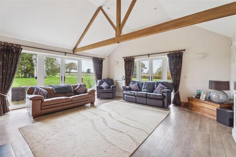 4 bedroom link detached house for sale, Whaddon Road, Little Horwood, Buckinghamshire