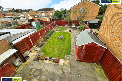 3 bedroom semi-detached house for sale, Lewis Close, Leicester, Leicestershire