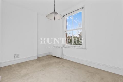 Flat 3, 17 Dartmouth Road, London, NW2 4ET