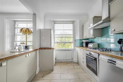 3 bedroom flat for sale, Queen's Gate, London SW7