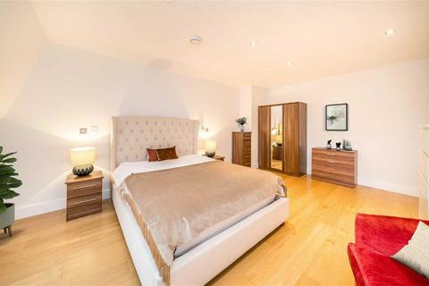 3 bedroom flat for sale, Queen's Gate, London SW7